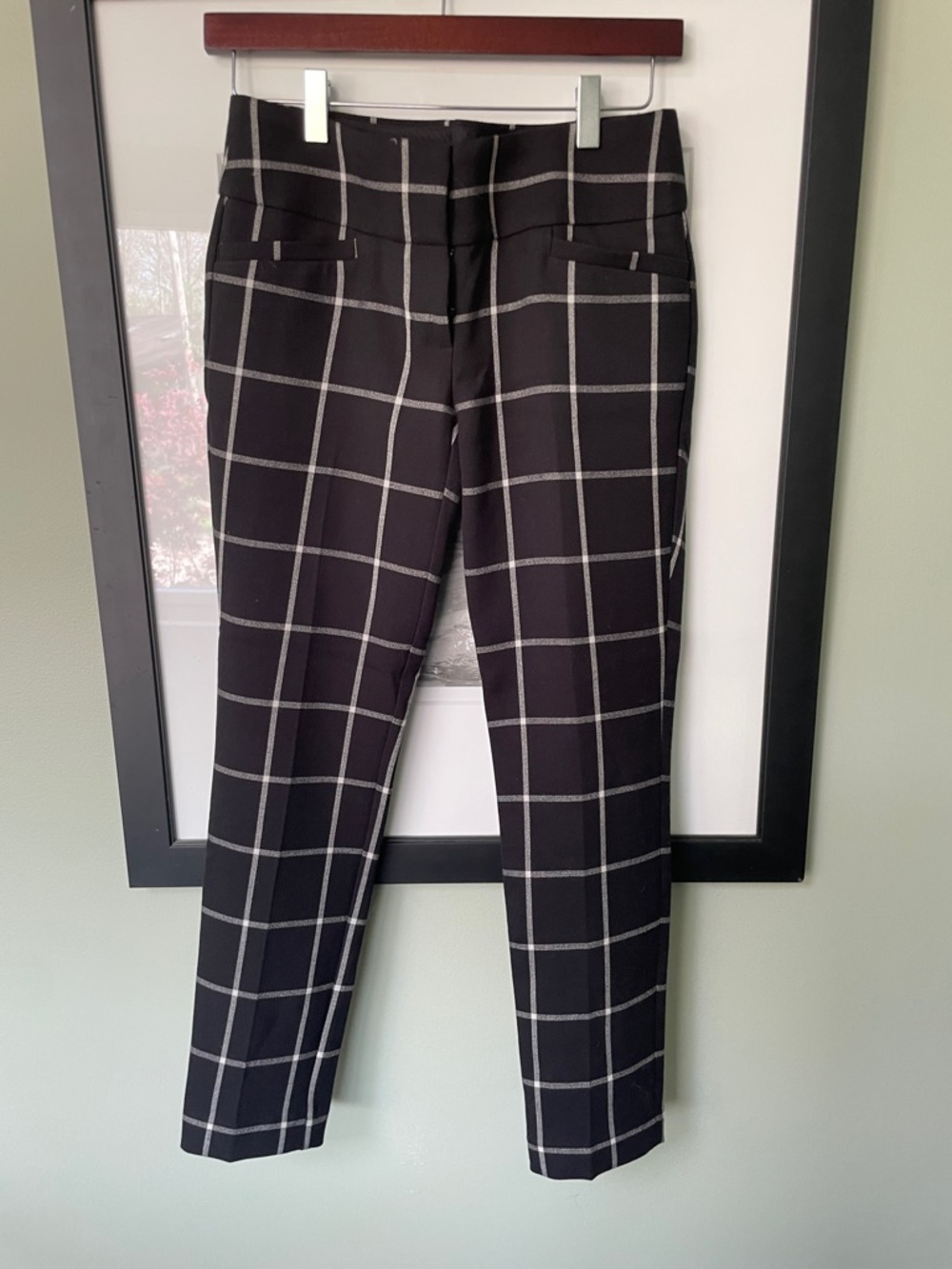 NWOT- Ann Taylor- LOFT Black Retro square Marisa Skinny Pants- Sz -00 inseam 28”